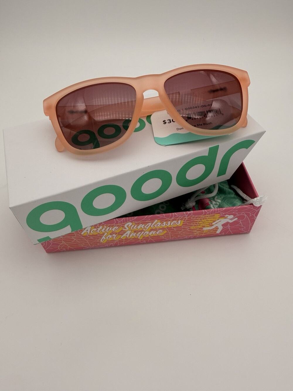 goodr Don't Make Me Blush OG Sunglasses Pink Gradient Lenses NWT